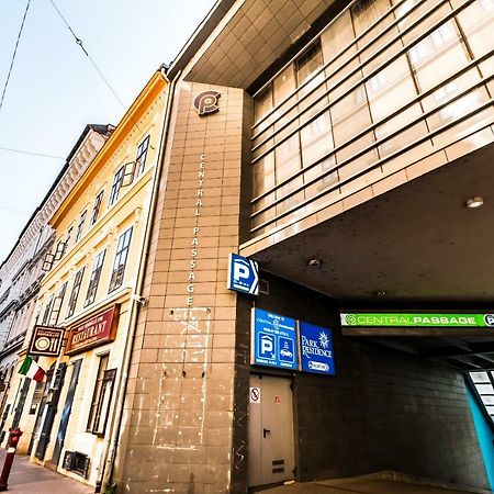 Bpr Emerald City Apartment Budapest Eksteriør billede